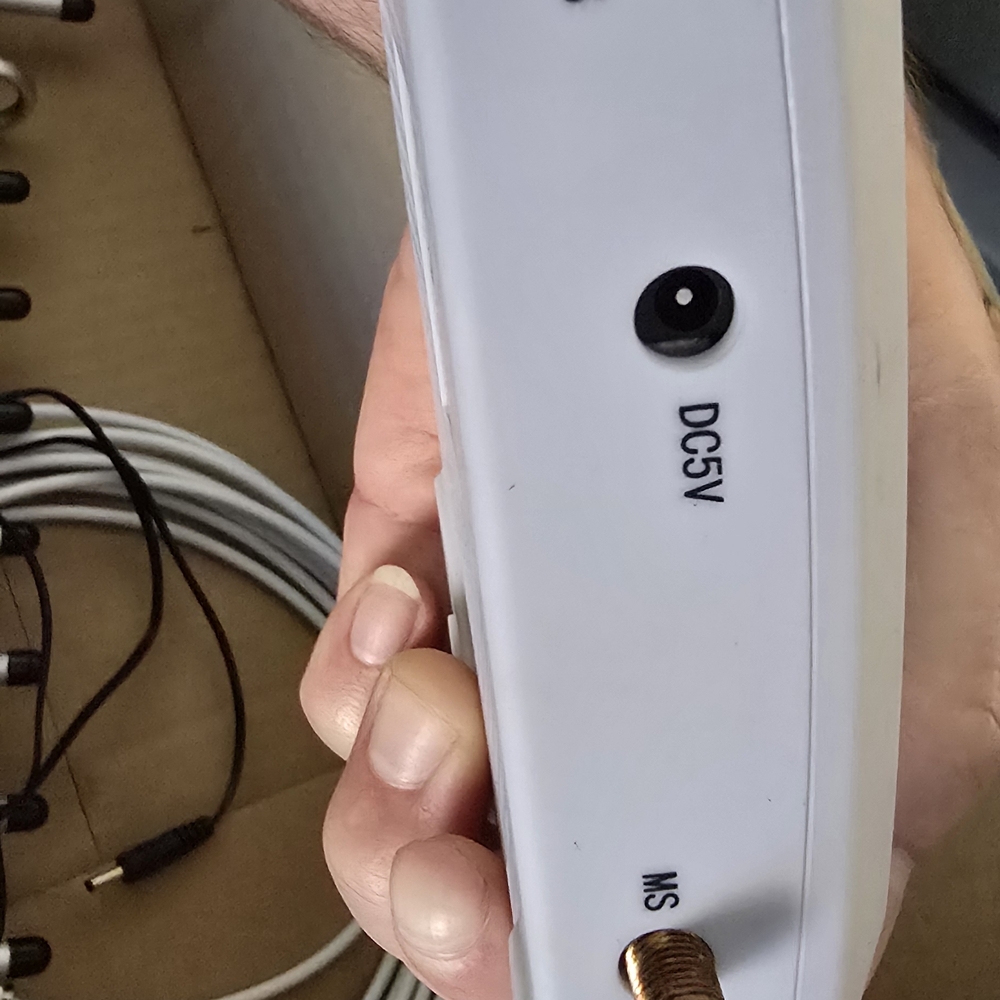 Gray Networking Antenna - Picture 5 of 7